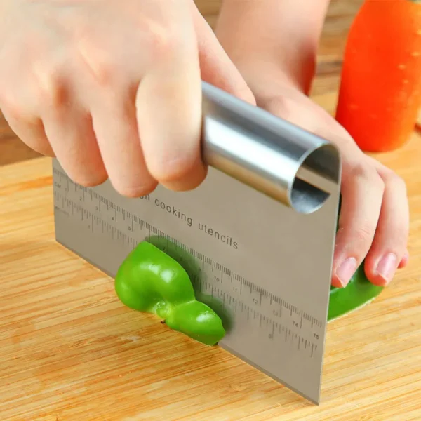 Stainless Steel Dough Scraper/Cutter - Image 4